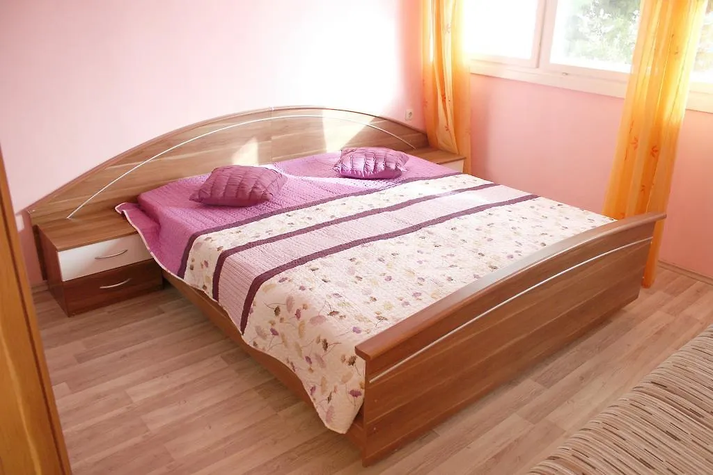 Apartment Nikolina Split